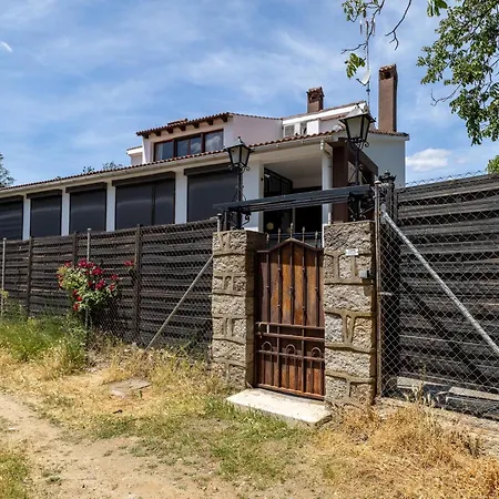 Casa Viria * Navaluenga