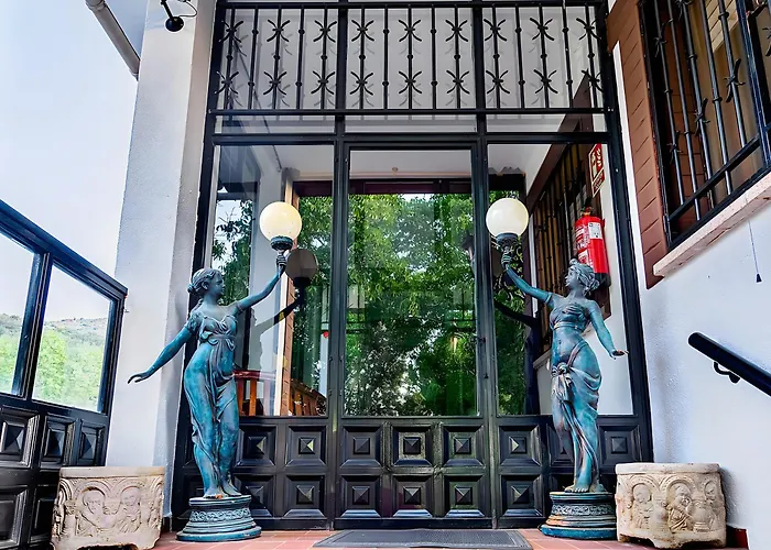 Casa Viria 나발루엔가